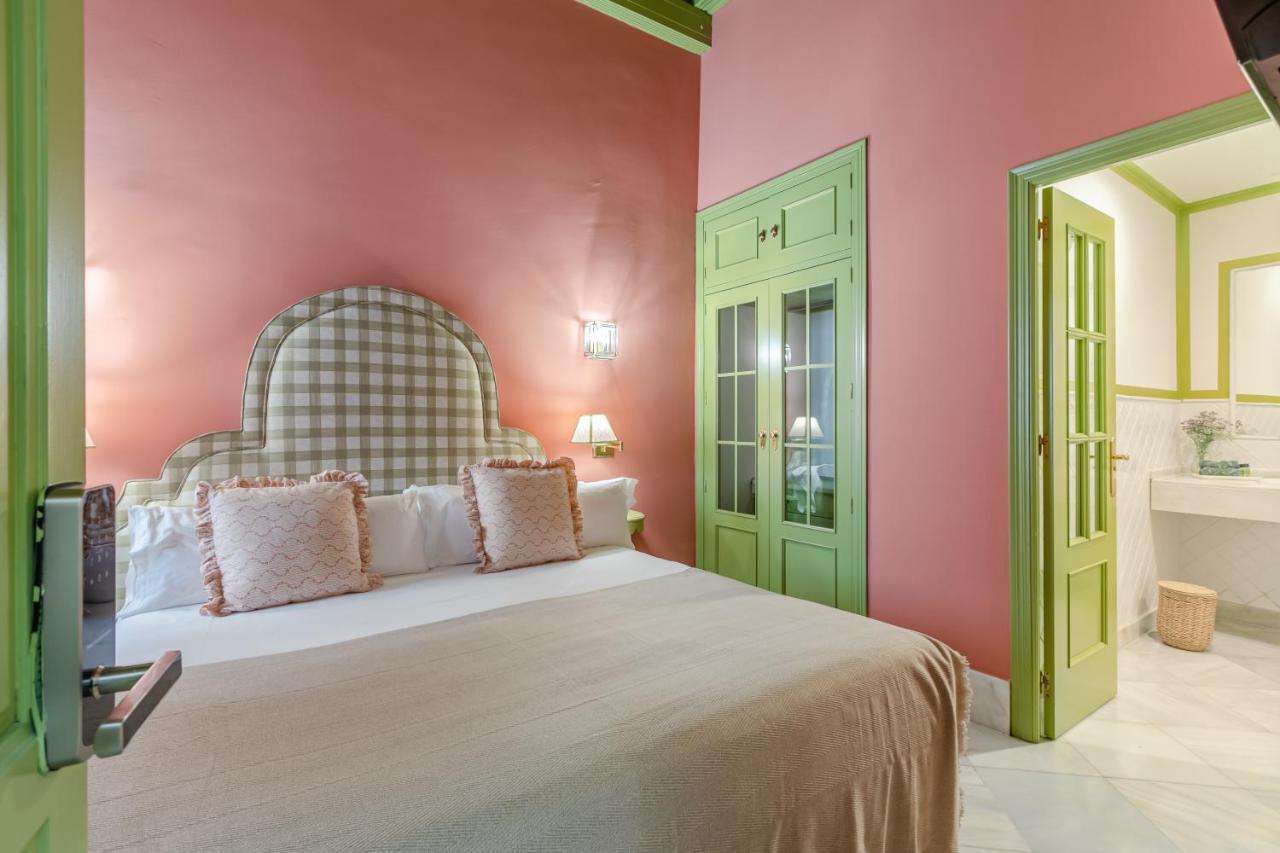 Nuea Giralda Hotel Seville Luaran gambar