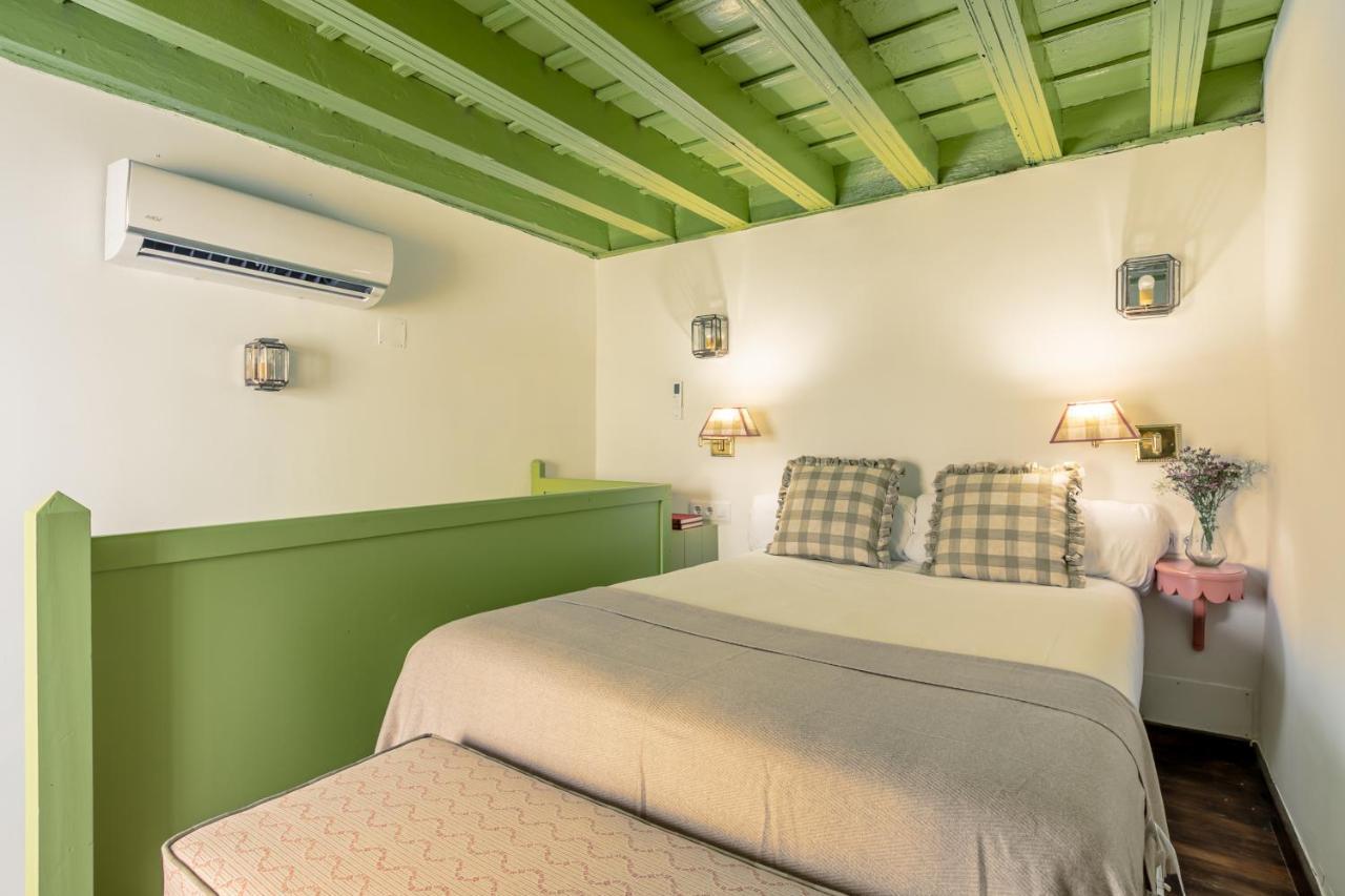 Nuea Giralda Hotel Seville Luaran gambar