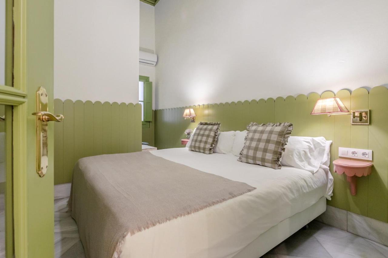 Nuea Giralda Hotel Seville Luaran gambar