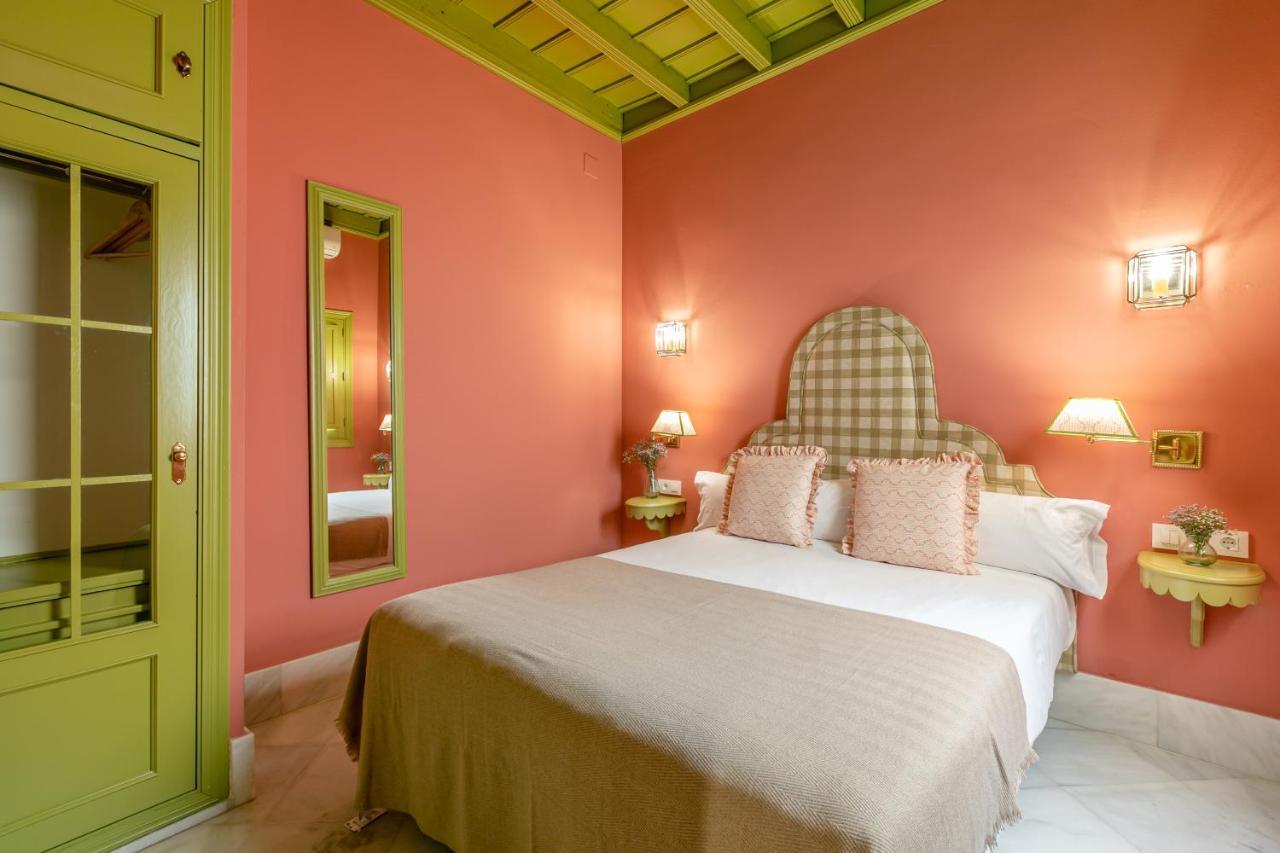 Nuea Giralda Hotel Seville Luaran gambar
