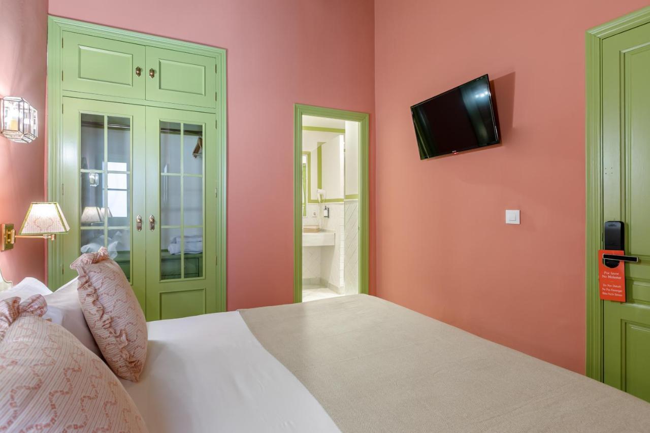 Nuea Giralda Hotel Seville Luaran gambar