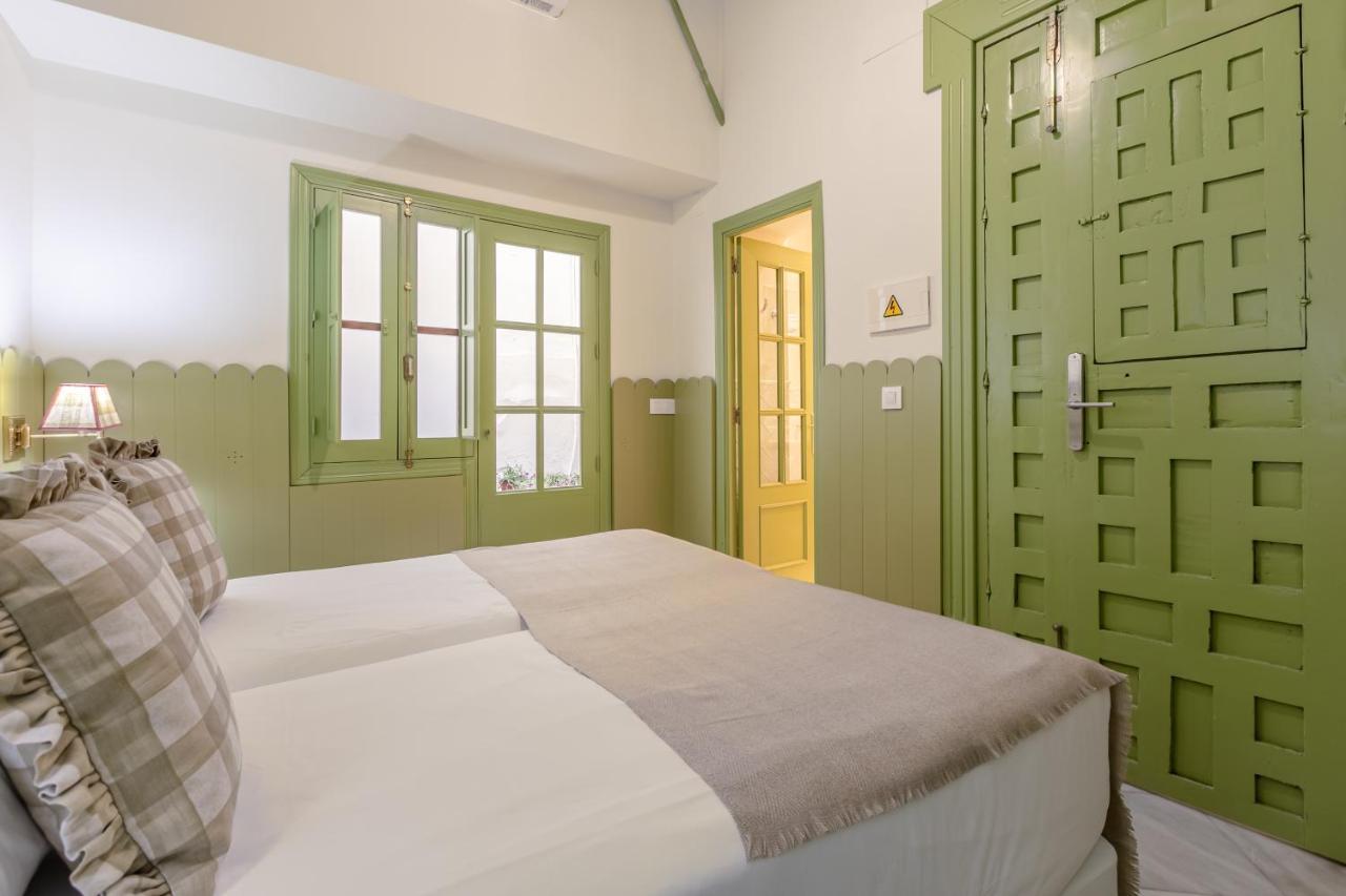 Nuea Giralda Hotel Seville Luaran gambar
